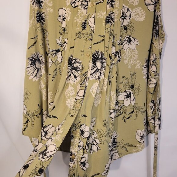 Chelsea Plus Size 26/28 2x tunic tank - Picture 2 of 6